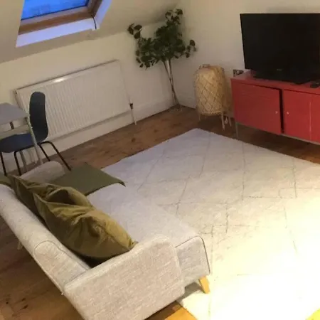 Fabulous Central Studio - Flat 4 Highbury * London