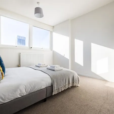 The Old Street Collection Apartment London