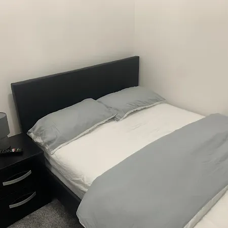 L A Place Croydon, London Holiday home Norwood