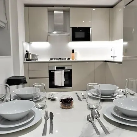 Queens Luxury Wembley Stadium - Aparthotel