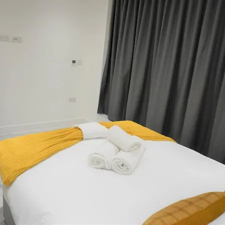 Aparthotel Queens Luxury Wembley Stadium - *