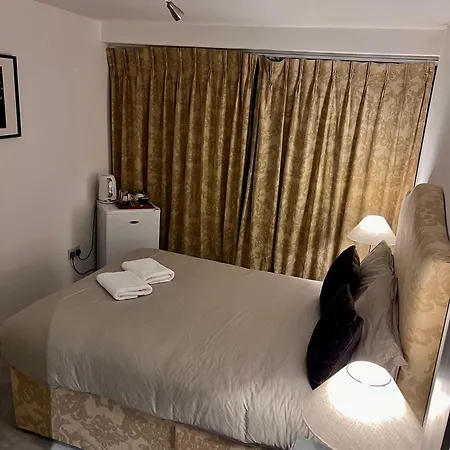 Bedroom Deluxe London