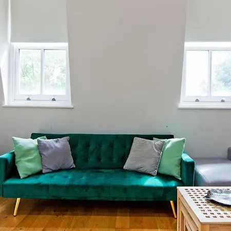 Stylish 1bed Duplex Kensington * London