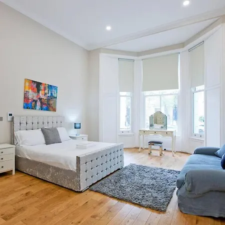 Apartment F1 Outstanding 1 Bed Duplex *