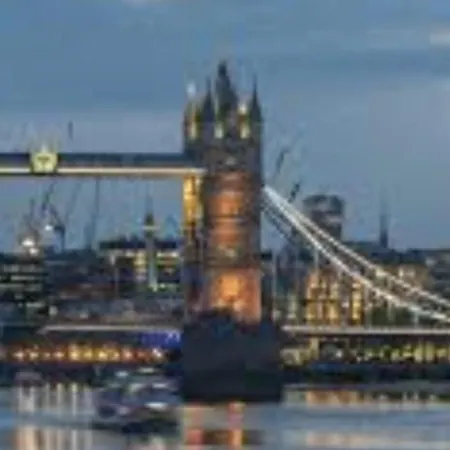 Bermondsey 4 People In The Center Apartment London