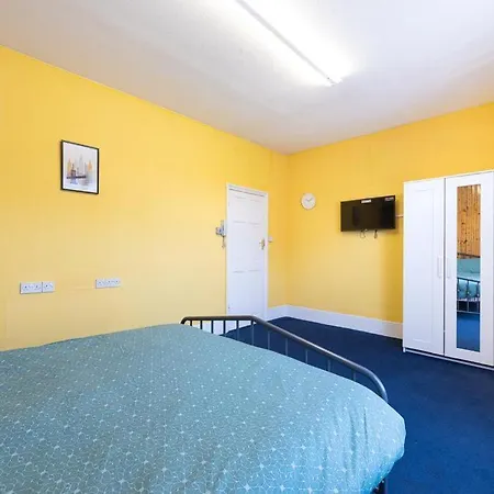 Barking Road Comfy House Homestay