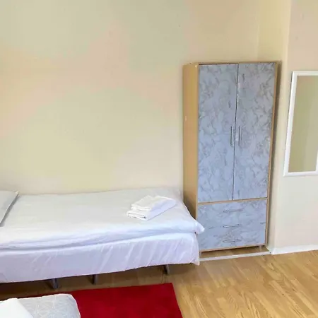 Homestay Single - Kings Cross, Female Only,, *