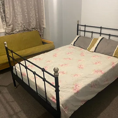 Quiet And Peaceful Victorian Corner House Homestay *