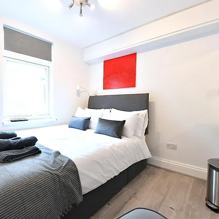 Stylish By Luxestays Fulham *