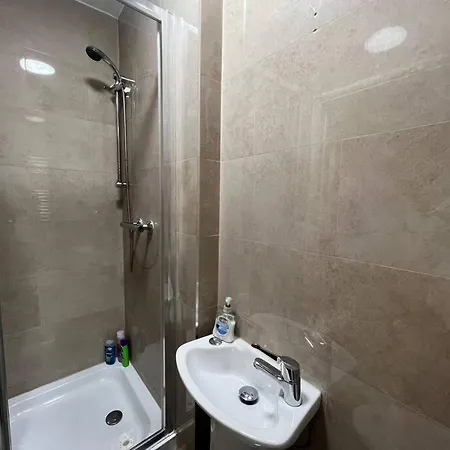 Apartment C.london, Zone 1. Double Studio, Moments From Oxford St