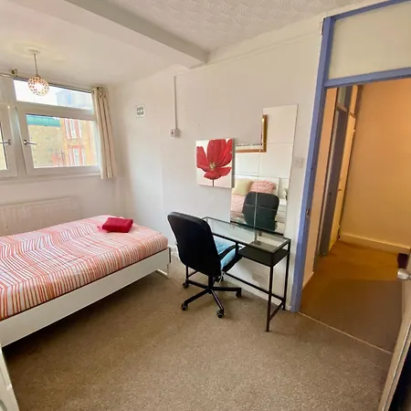 Kingward Apartment