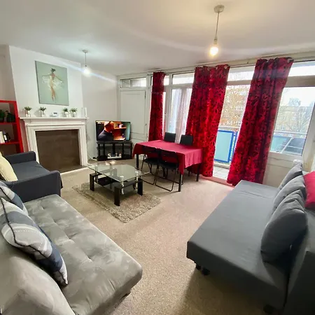 Kingward Apartment