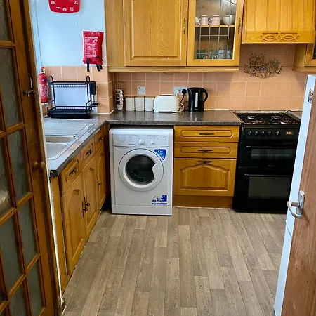 Kingward Apartment London