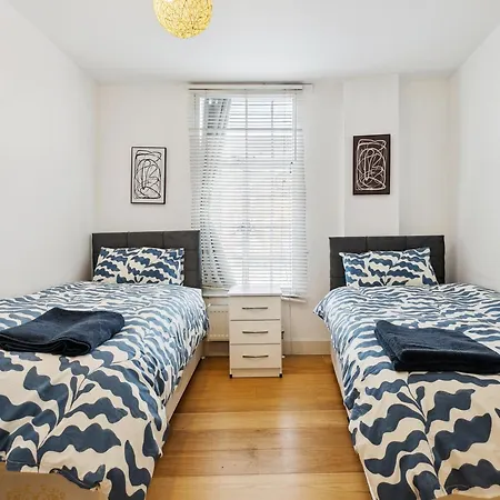 Cozy Stockwell * London