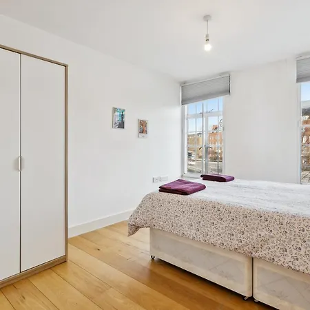 Cozy Stockwell Apartment London