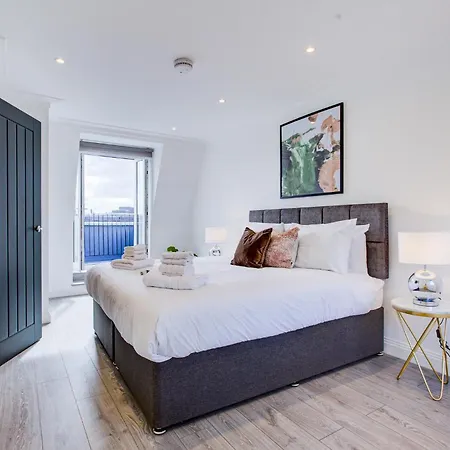 Apartment Hybrid Resi - Fulham Near Chelsea And Putney *