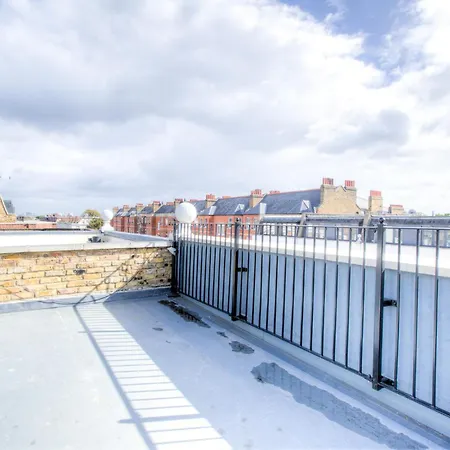 Apartment Hybrid Resi - Fulham Near Chelsea And Putney