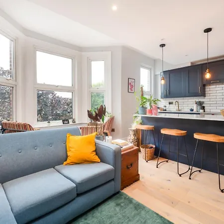 Gauden Road By Capital Apartamento Londres