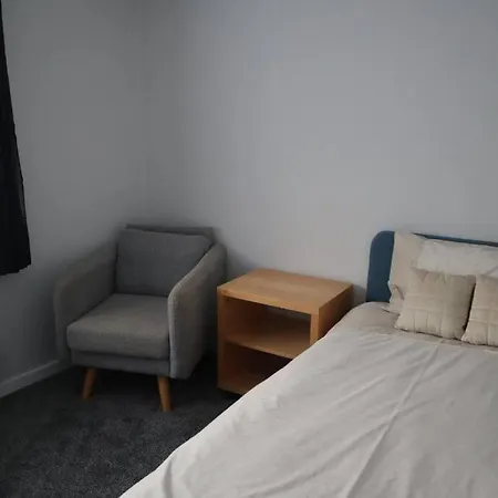 Charming 3bed In High