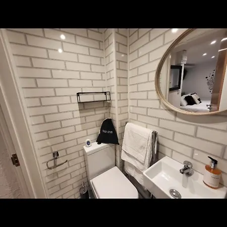 Innit Townhouse *