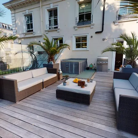 The Harrington - Gloucester Road - 4 Cornwall Gardens Aparthotel London