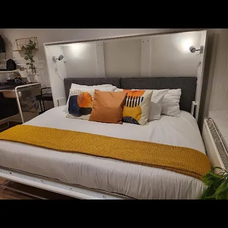 Innit Townhouse Apartmán