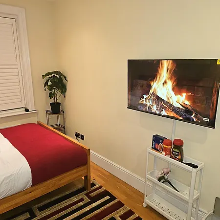 London Heathrow Glamour Mansion House Guest house
