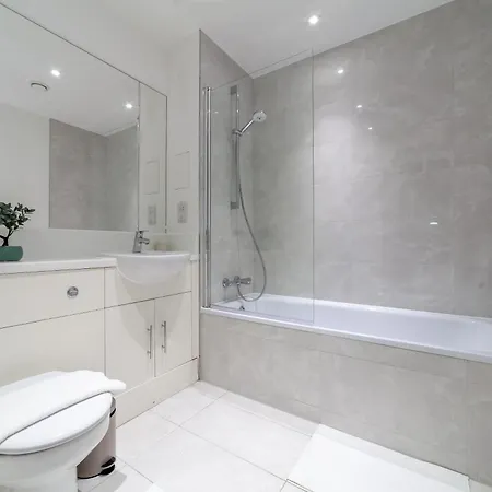 The Wandsworth Luxury Apartment