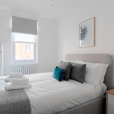Luxury - Fitzrovia London