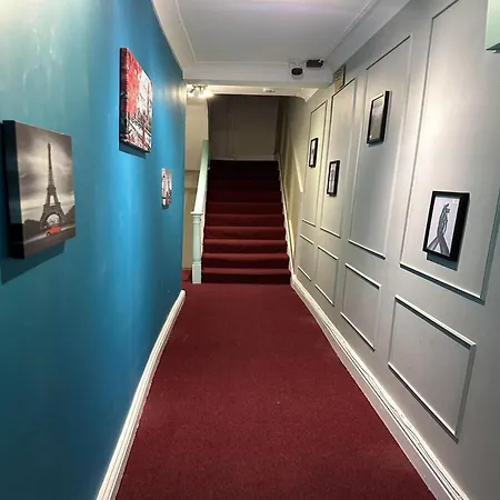 Apartment Captivating 1-bed In *