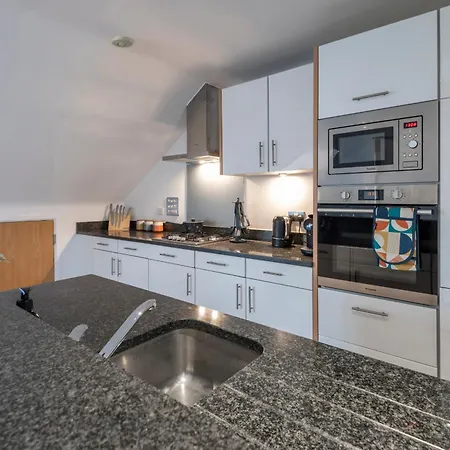 The Loft - Spacious Luxury 2 Bed 2 Bath With Free Secure Parking And Tube Close By Appartamento