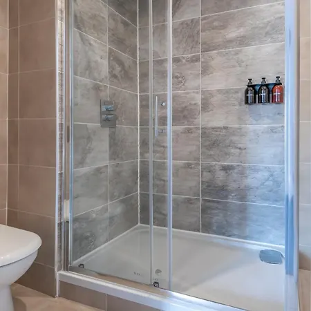 The Loft - Spacious Luxury 2 Bed 2 Bath With Free Secure Parking And Tube Close By Apartment