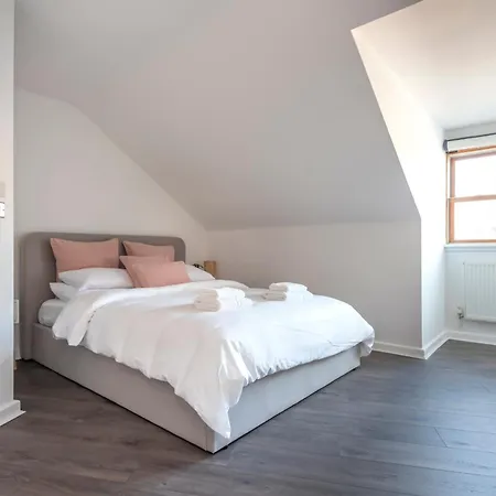 The Loft - Spacious Luxury 2 Bed 2 Bath With Free Secure Parking And Tube Close By *