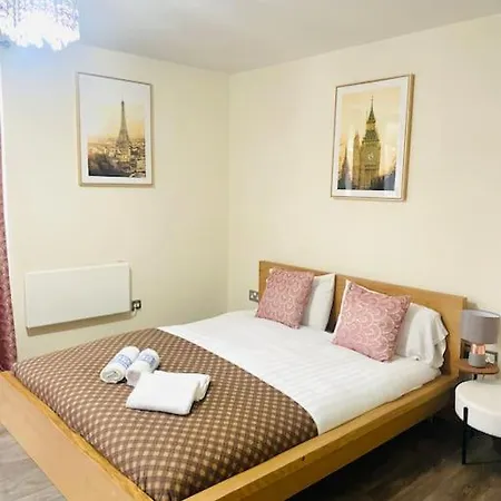 Bright Flat In Bricklane-aldgate