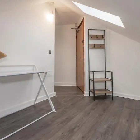 The Loft - Spacious Luxury 2 Bed 2 Bath With Free Secure Parking And Tube Close By Apartment