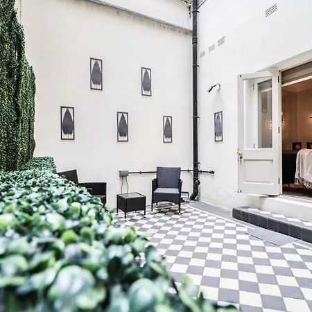 Lovely Kensington In A Prime Location London