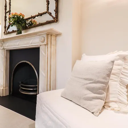 Lovely Kensington In A Prime Location London