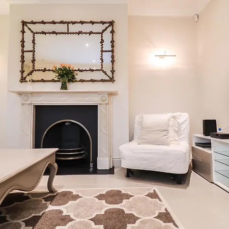 Lovely Kensington In A Prime Location Apartamento