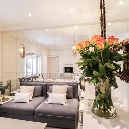 Lovely Kensington In A Prime Location * London