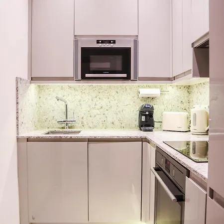 Apartamento Lovely Kensington In A Prime Location