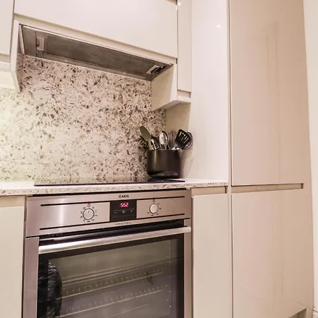 Apartment Lovely Kensington In A Prime Location *