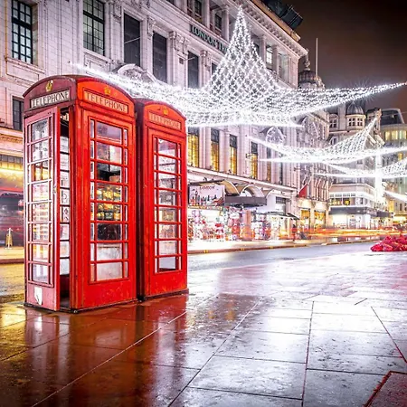 Apartment Chic In Leicester Sqaure! London