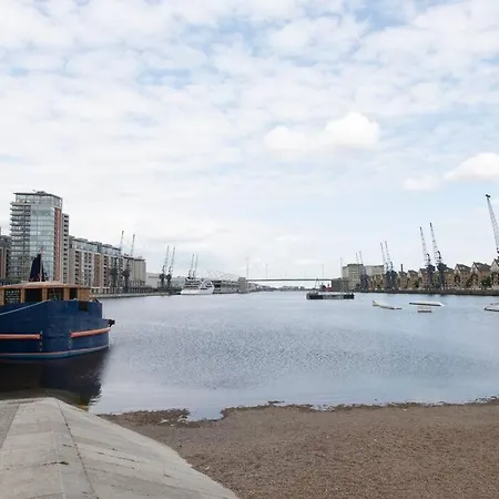 Utopian Modern London