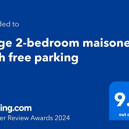 Apartment Large 2-bedroom Maisonette With Free Parking *