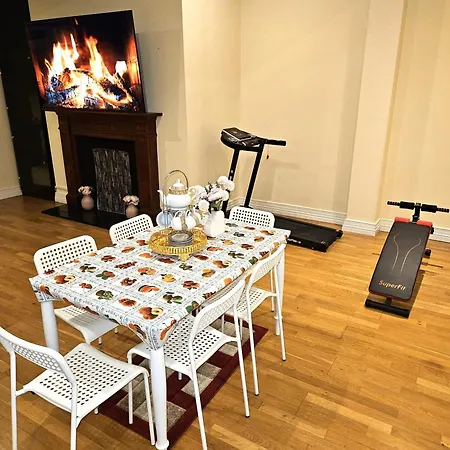 Guest house London Heathrow Glamour Mansion House *