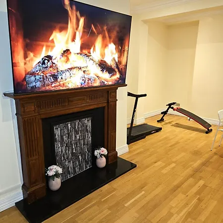 Guest house London Heathrow Glamour Mansion House *