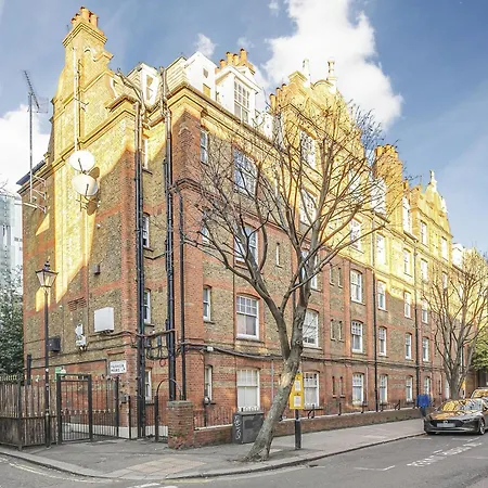 The Covent Courtyard Flat *