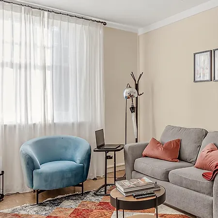The Covent Courtyard Flat * London