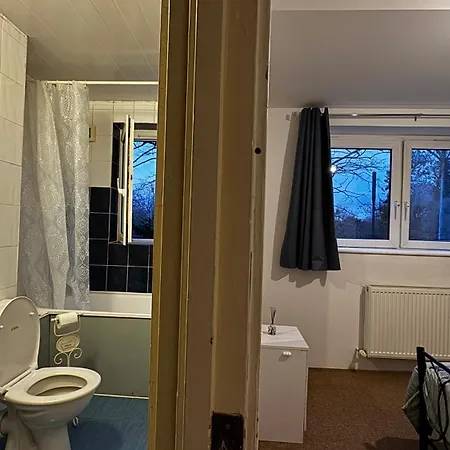 Double In Tooting Bec *