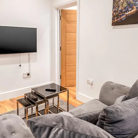 Stylish London, Stratford Apartment